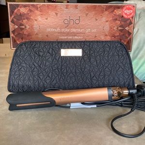 GHD Platinum Styler 1in flat iron- NEVER USED